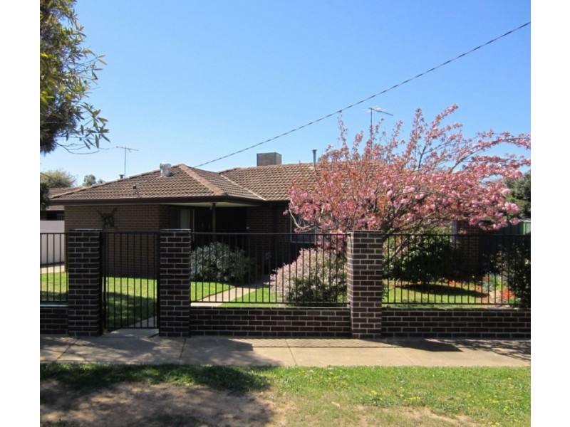 12 Bindall Avenue, Wangaratta VIC 3677