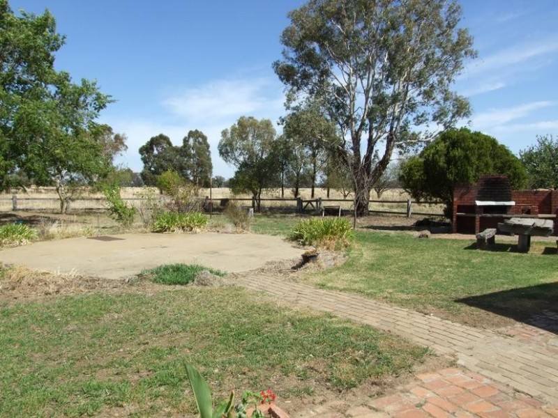 Londrigan VIC 3678