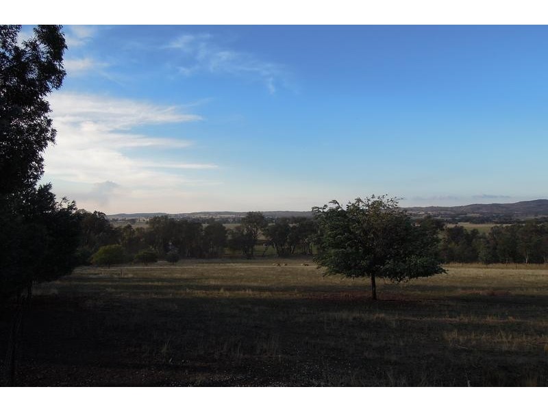 Everton Upper VIC 3678