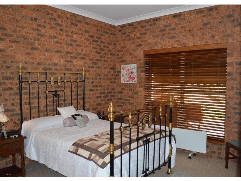 Greta South VIC 3675