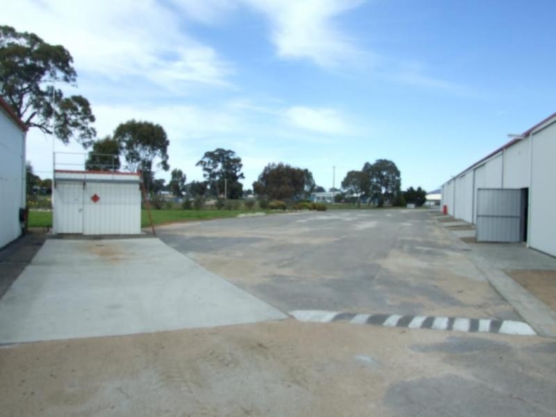 10-12 Mason Street, Wangaratta VIC 3677