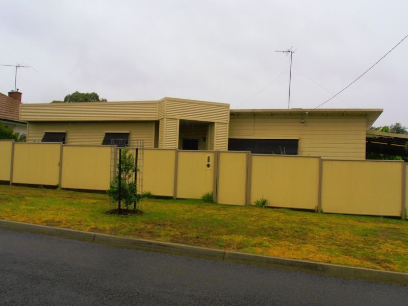 11 Orkney Street, Wangaratta VIC 3677