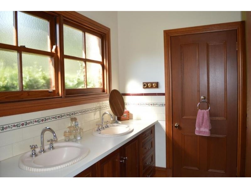 1115 Wangaratta Whitfield Road, Oxley VIC 3678