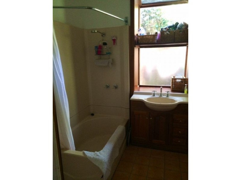 20 Graham Avenue, Wangaratta VIC 3677