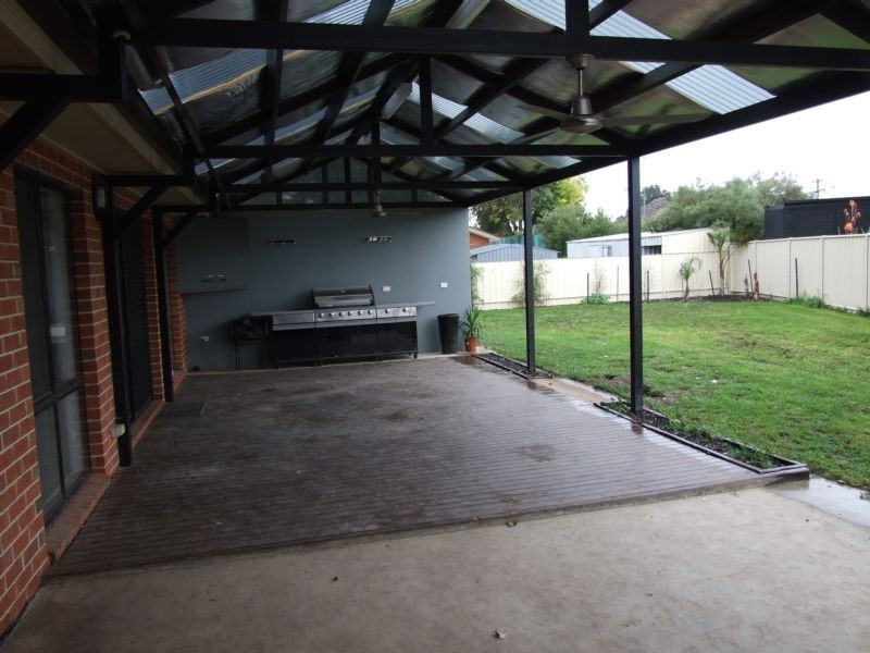 10 Puglisi Court, Wangaratta VIC 3677