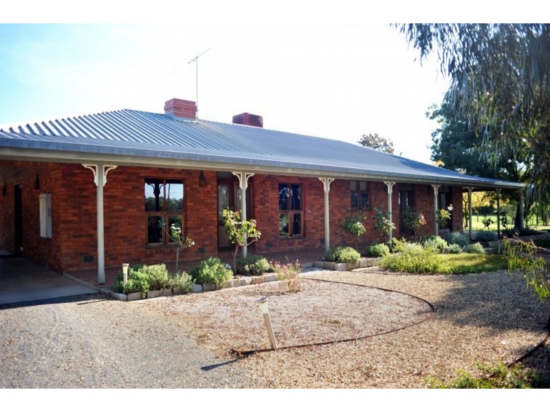 1400 Oxley Flats Road, Milawa VIC 3678