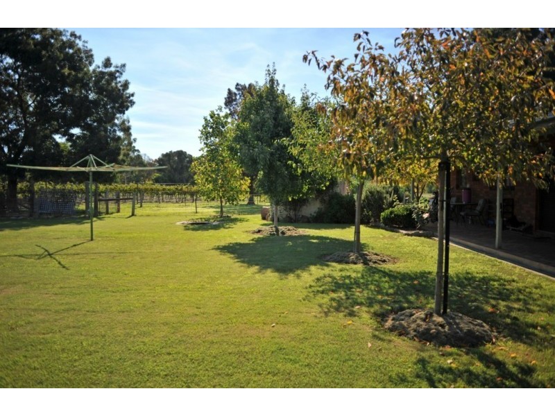 1400 Oxley Flats Road, Milawa VIC 3678