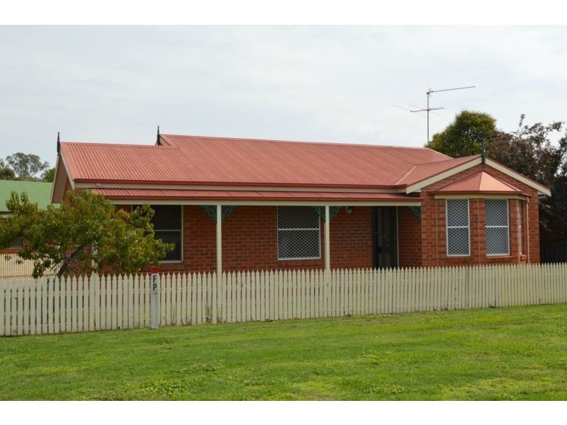30 Murdoch Road, Wangaratta VIC 3677