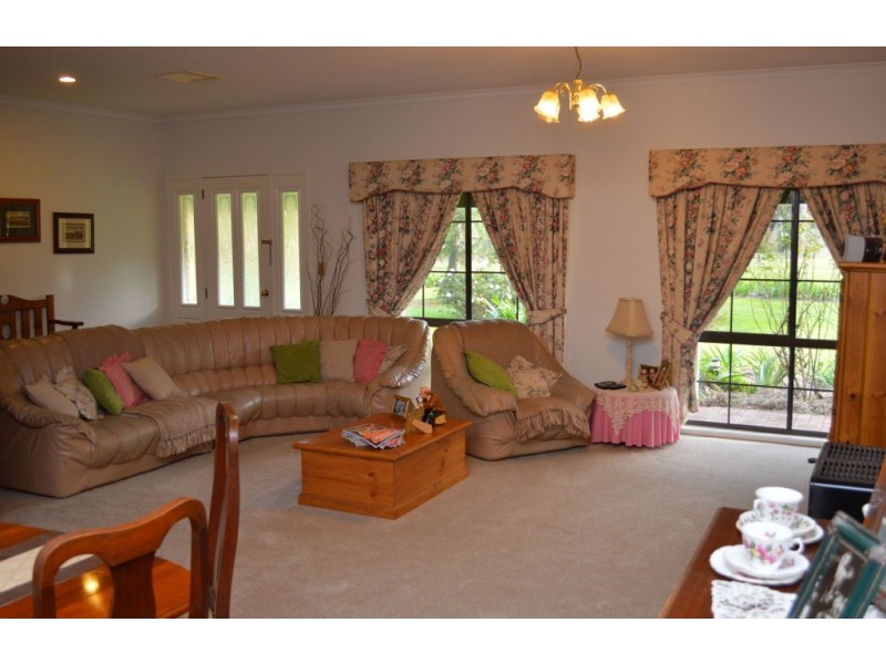 2 Browning Road, Killawarra VIC 3678