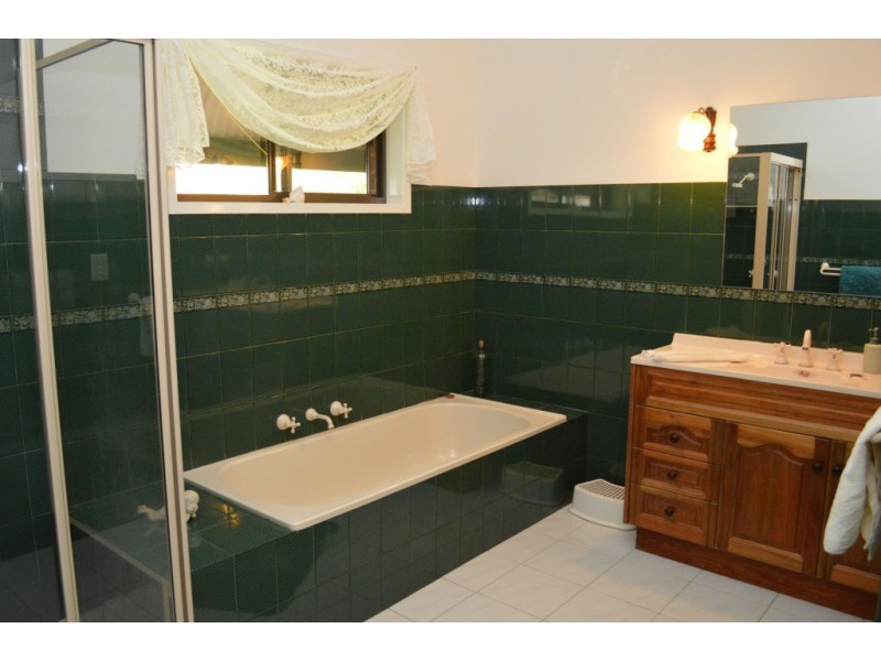 2 Browning Road, Killawarra VIC 3678