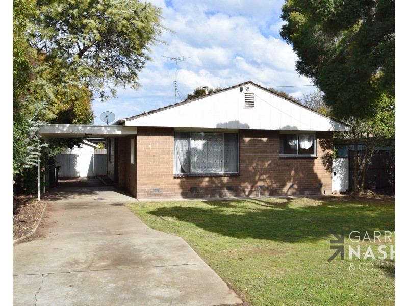 17 Rangeview Ave, Wangaratta VIC 3677