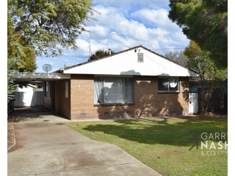 17 Rangeview Ave, Wangaratta VIC 3677