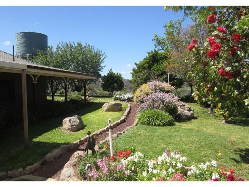 Everton Upper VIC 3678