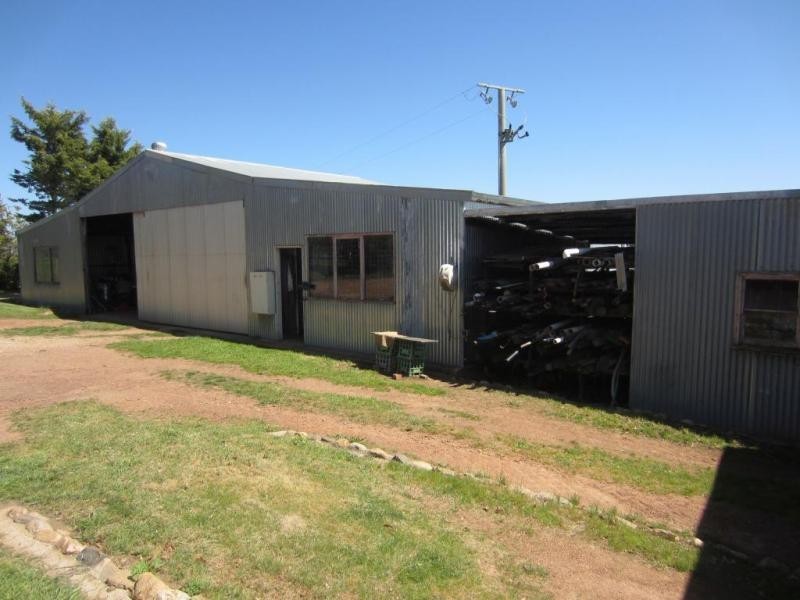 Everton Upper VIC 3678