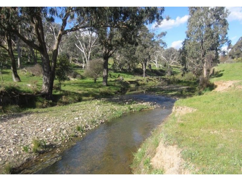 Everton Upper VIC 3678