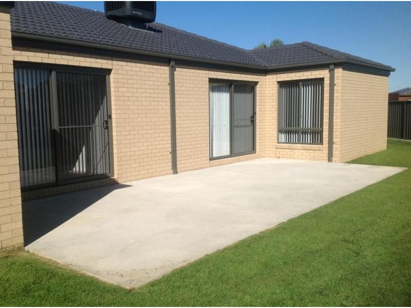 9a Thomas Wedge Drive, Wangaratta VIC 3677