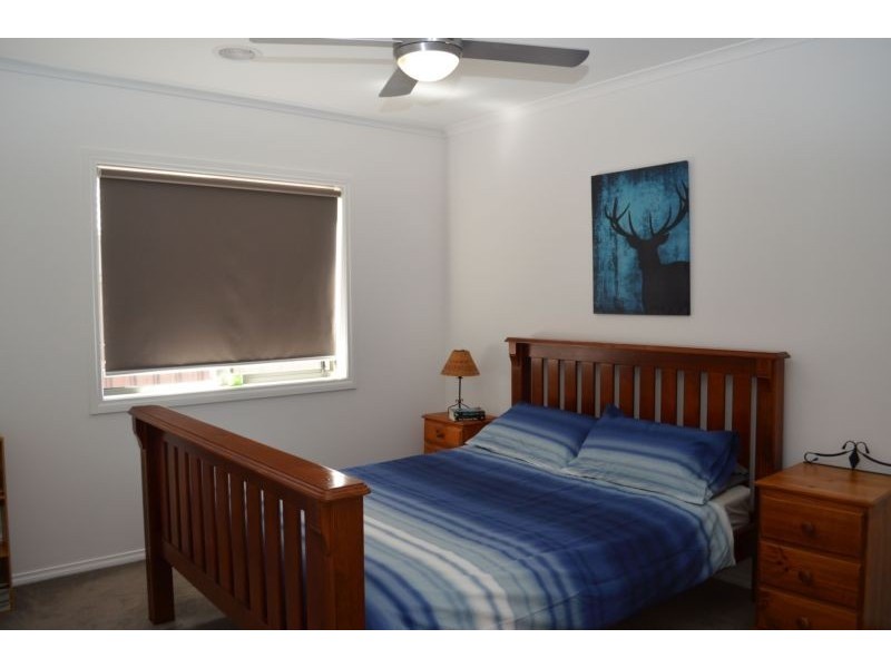 24 Pennsylvania Drive, Wangaratta VIC 3677