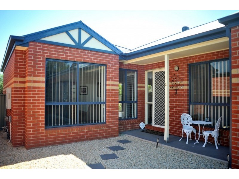 2/4 Samantha Place, Wangaratta VIC 3677