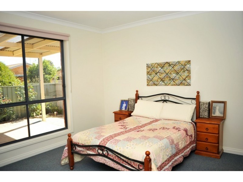 2/4 Samantha Place, Wangaratta VIC 3677