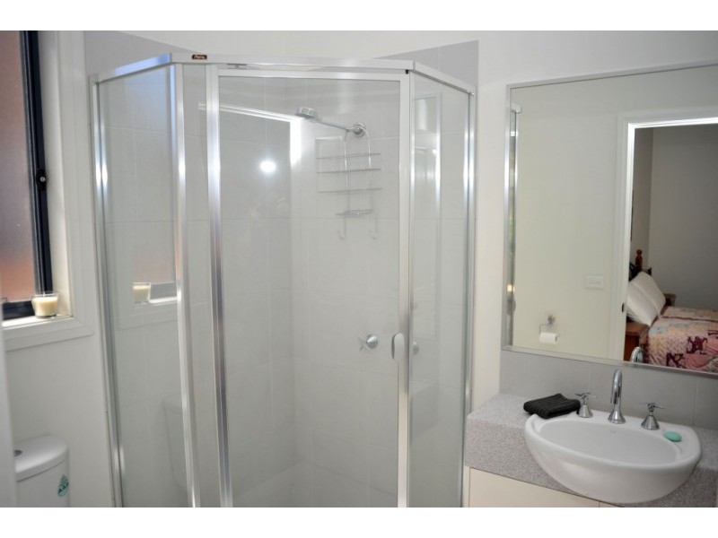 2/4 Samantha Place, Wangaratta VIC 3677