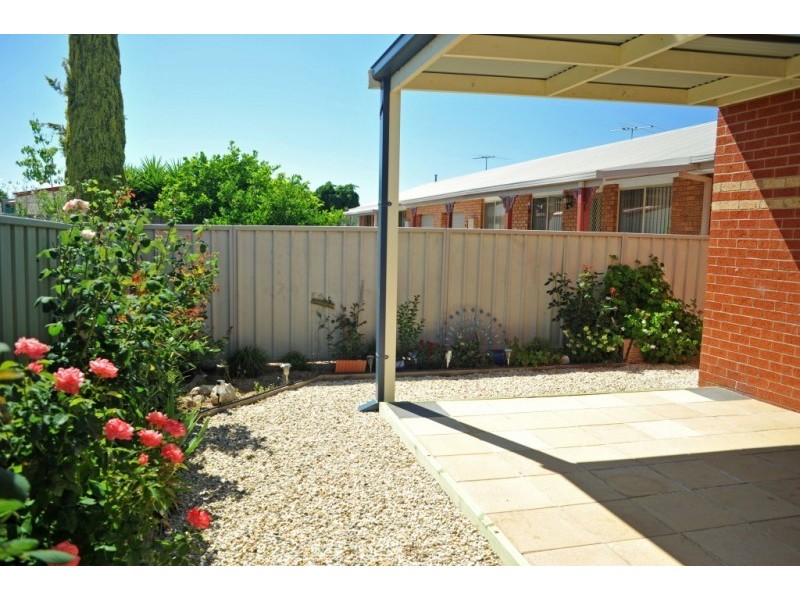 2/4 Samantha Place, Wangaratta VIC 3677