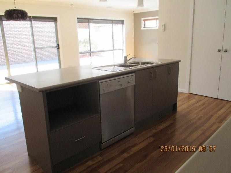 12 Gaskin Way, Wangaratta VIC 3677