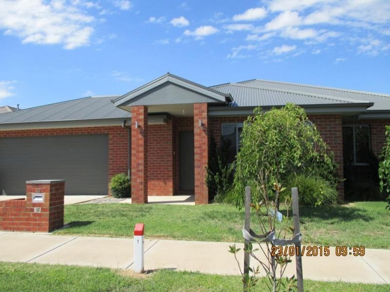 12 Gaskin Way, Wangaratta VIC 3677