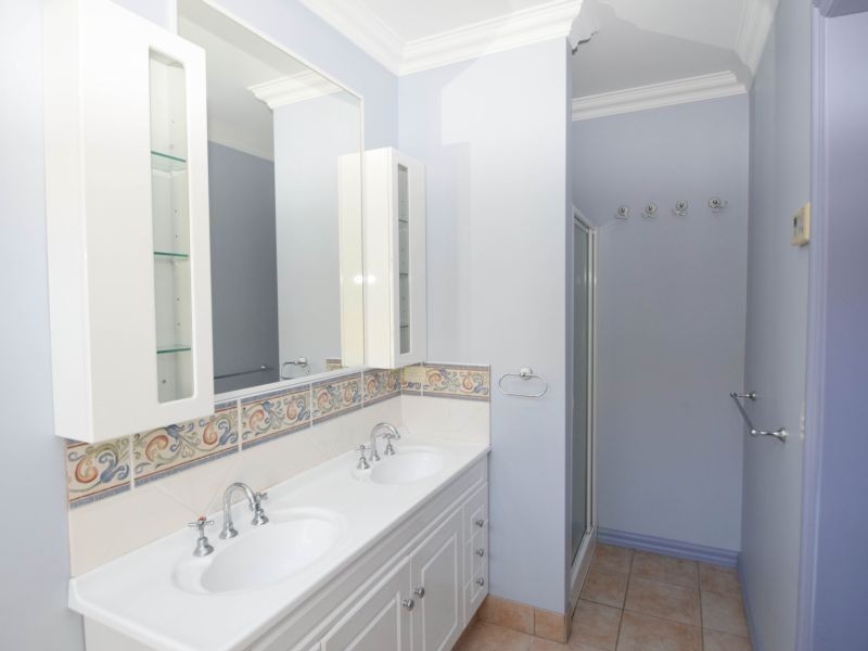 33 Collyndale Drive, Wangaratta VIC 3677