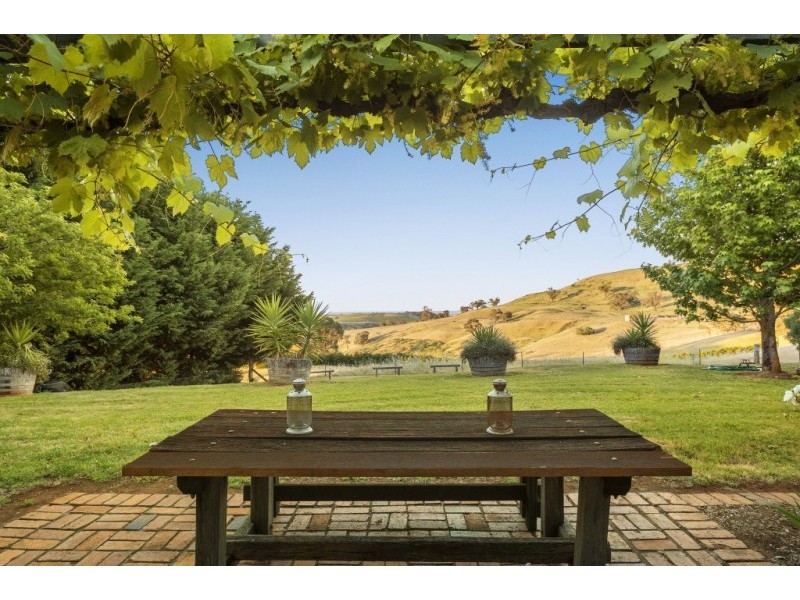 469 Bella Vista Road, Myrrhee VIC 3732