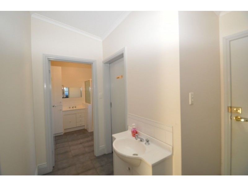 52 Green Street, Wangaratta VIC 3677