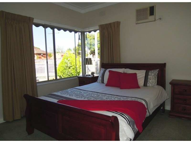 2 Leishman Street, Wangaratta VIC 3677