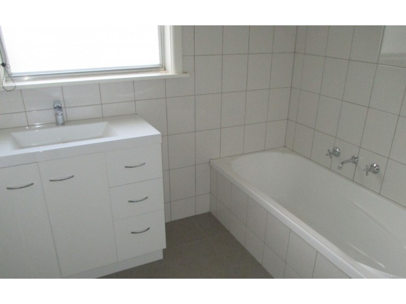 2 Vernon Road, Wangaratta VIC 3677