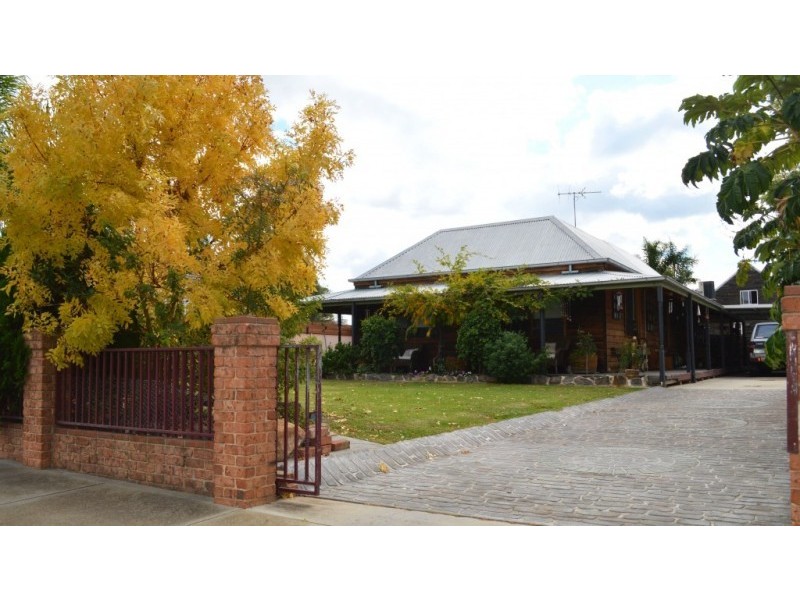 10 Steane Street, Wangaratta VIC 3677