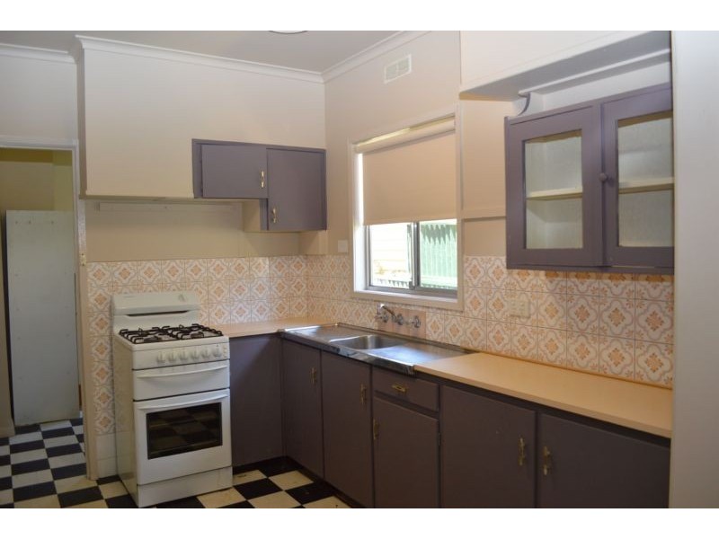 4 Dixon Street, Wangaratta VIC 3677
