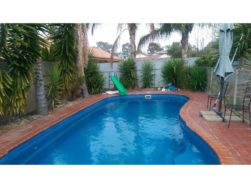 4 Violet Court, Wangaratta VIC 3677
