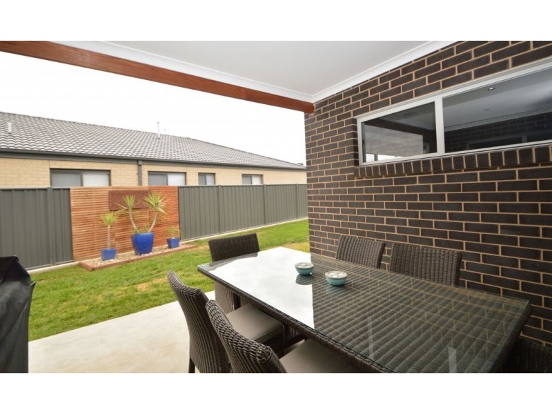 15 Nambrok Crescent, Wangaratta VIC 3677