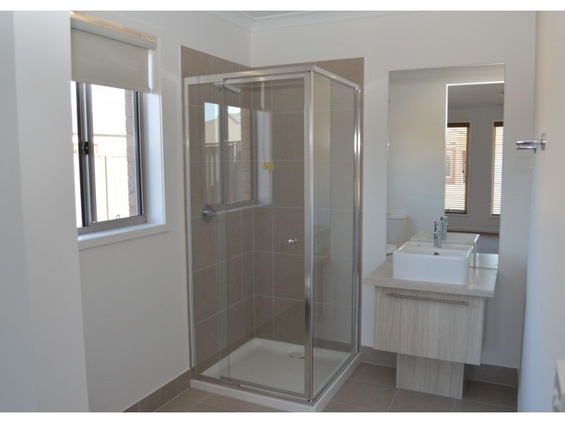 19 Vista Drive, Wangaratta VIC 3677