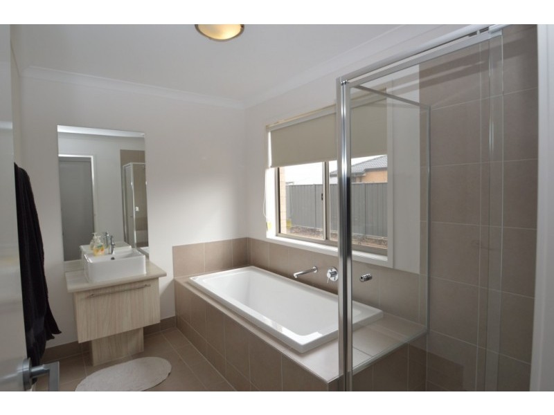 19 Vista Drive, Wangaratta VIC 3677