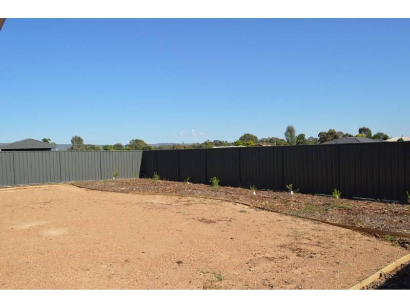 19 Vista Drive, Wangaratta VIC 3677