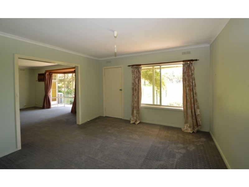 1050 Great Alpine Road, Tarrawingee VIC 3678