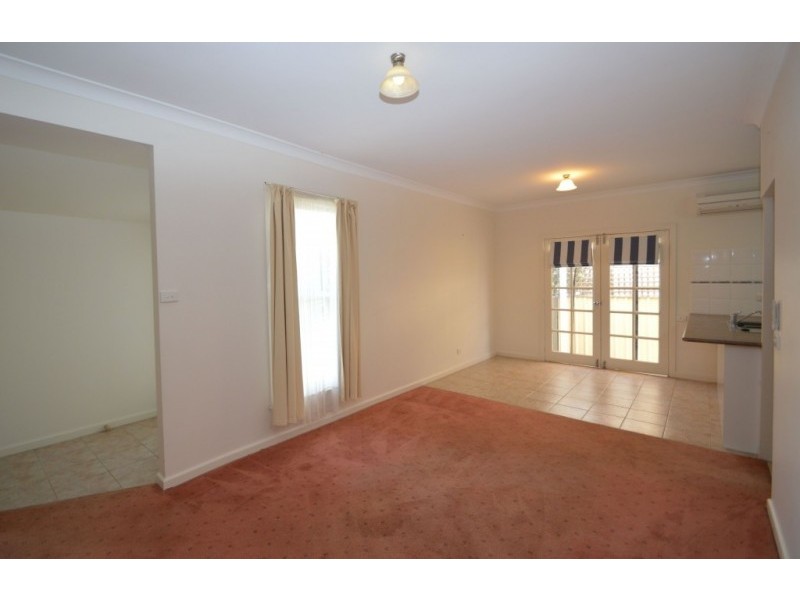 12 Lamont Street, Wangaratta VIC 3677