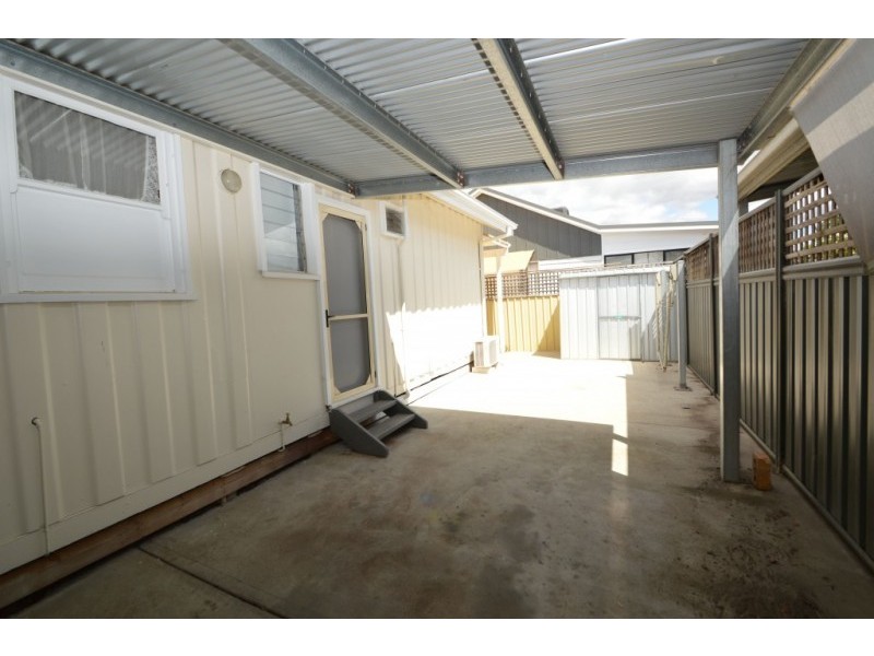 12 Lamont Street, Wangaratta VIC 3677