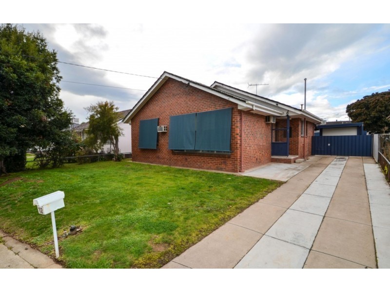 12 Shadforth Street, Wangaratta VIC 3677
