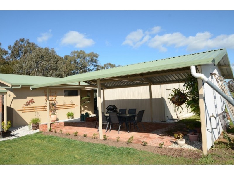 1051 Warby Range Road, Wangaratta South VIC 3678