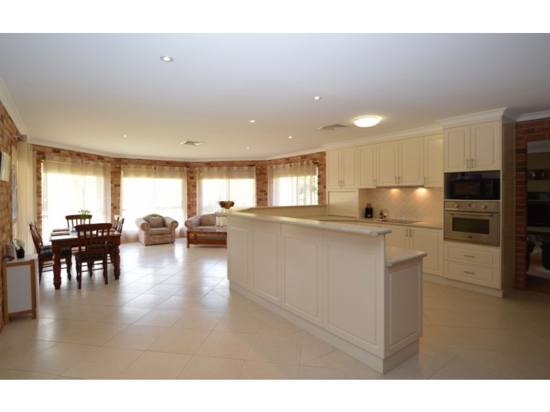 2 Tathra Place, Wangaratta VIC 3677