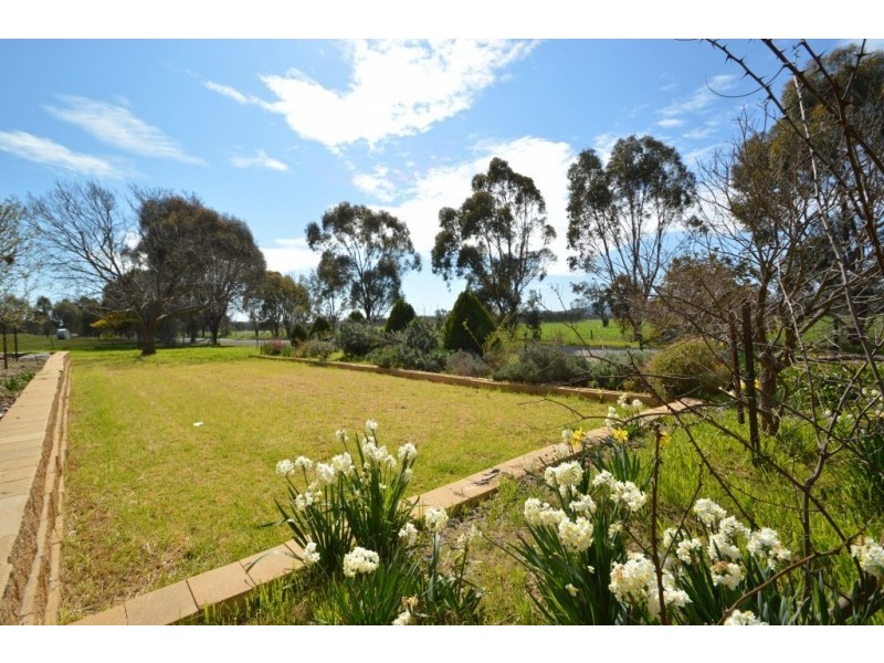 54 Eleven Mile Creek Road, Glenrowan West VIC 3675