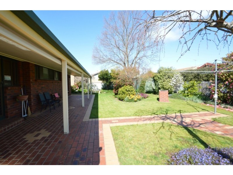 2 Iris Court, Wangaratta VIC 3677