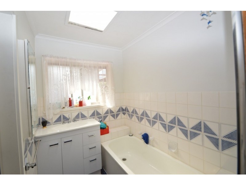 12 Bindall Avenue, Wangaratta VIC 3677