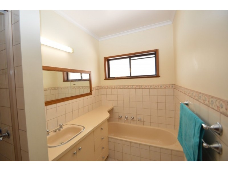 4 Willow Drive, Wangaratta VIC 3677