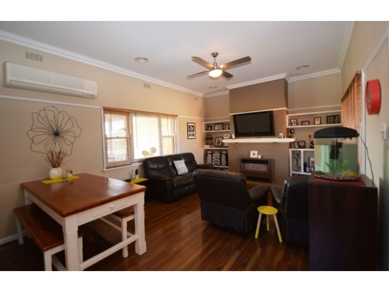 14 Younger Street, Wangaratta VIC 3677